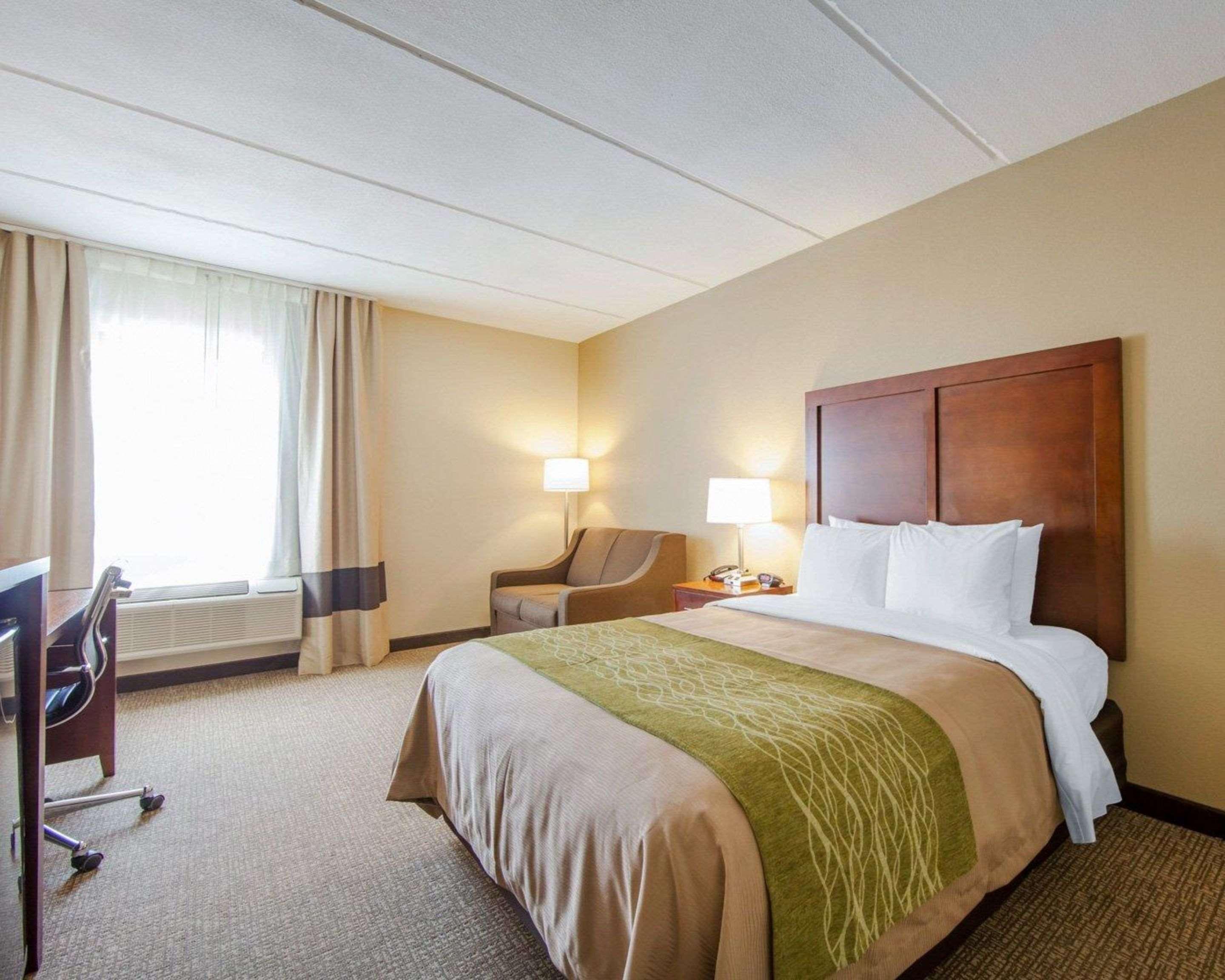 Comfort Inn At Royal Blue Pioneer Zewnętrze zdjęcie