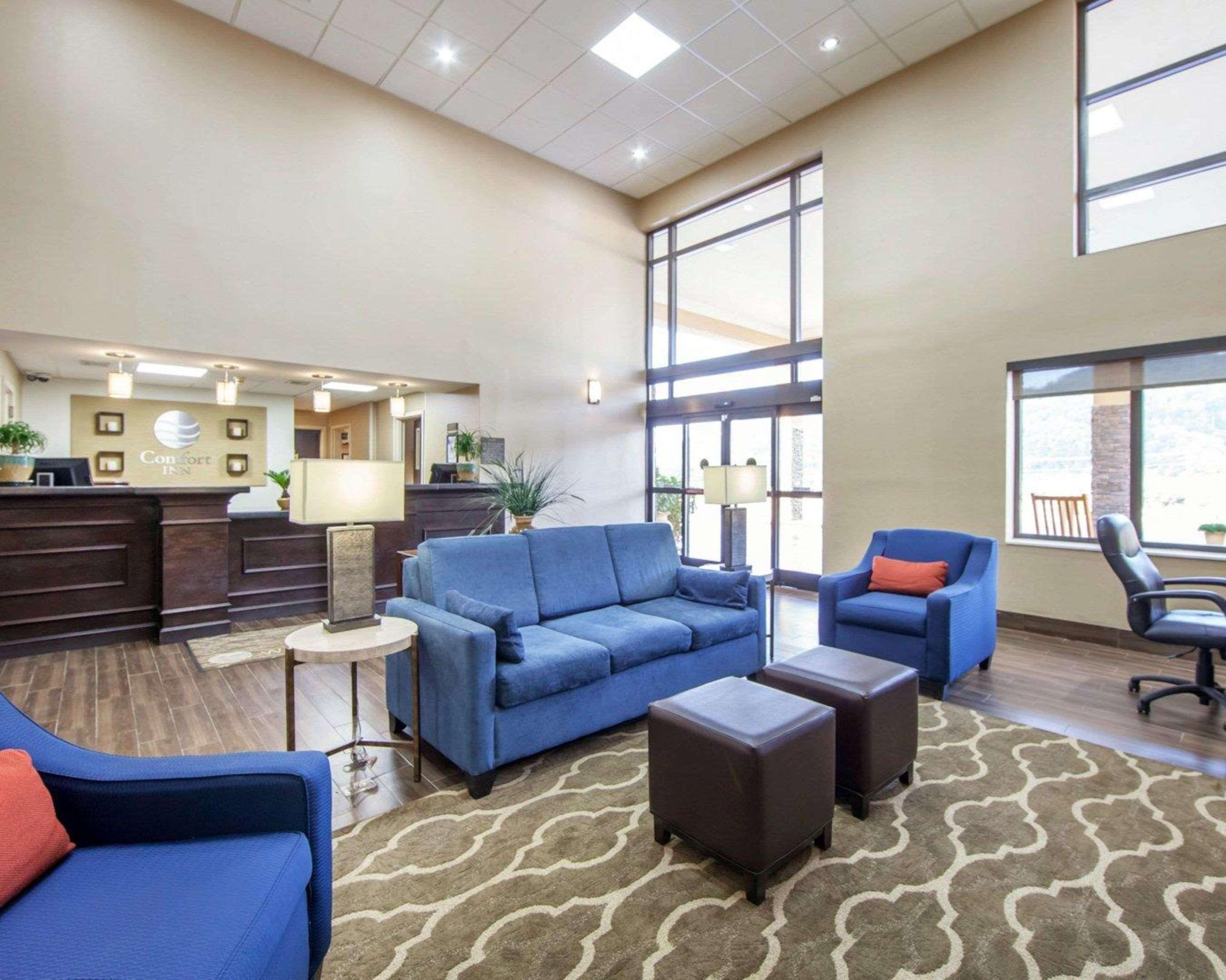 Comfort Inn At Royal Blue Pioneer Zewnętrze zdjęcie