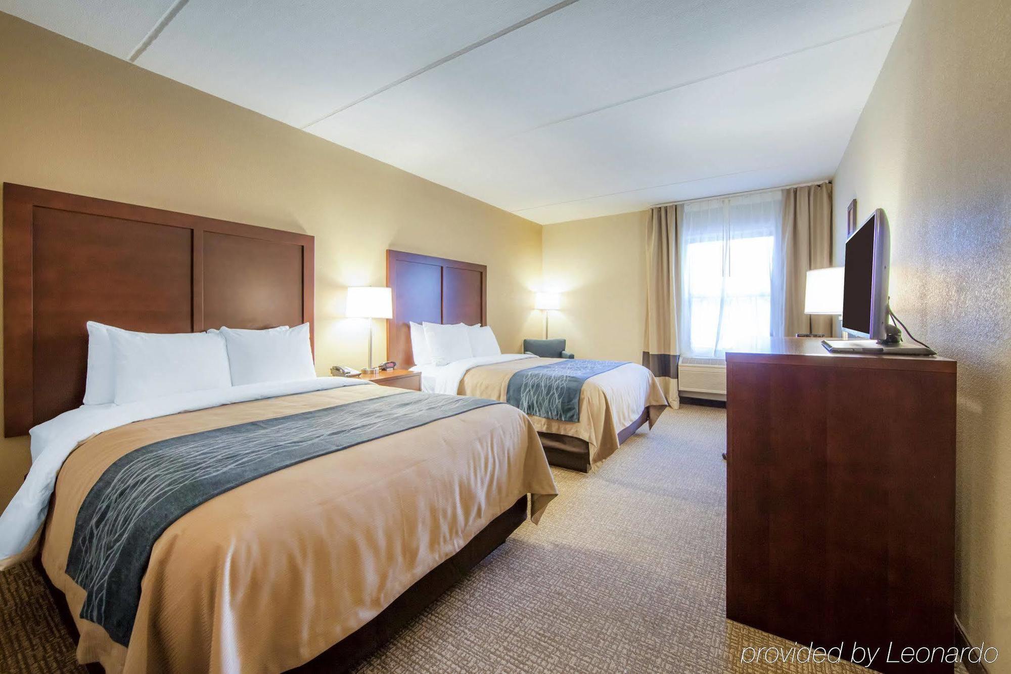 Comfort Inn At Royal Blue Pioneer Zewnętrze zdjęcie